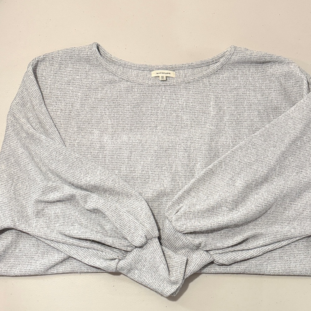 Max Studio Gray Crew Neck Sweater